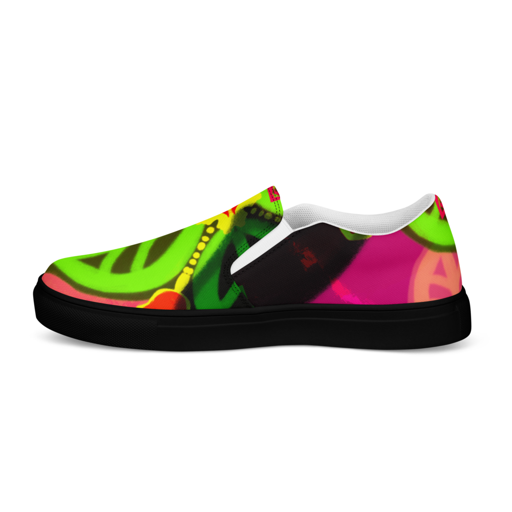 Women’s slip-on canvas shoes