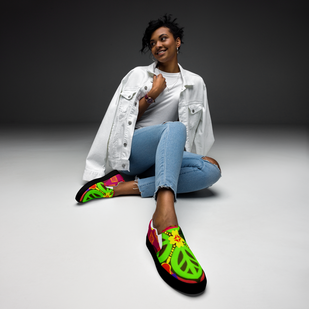 Women’s slip-on canvas shoes