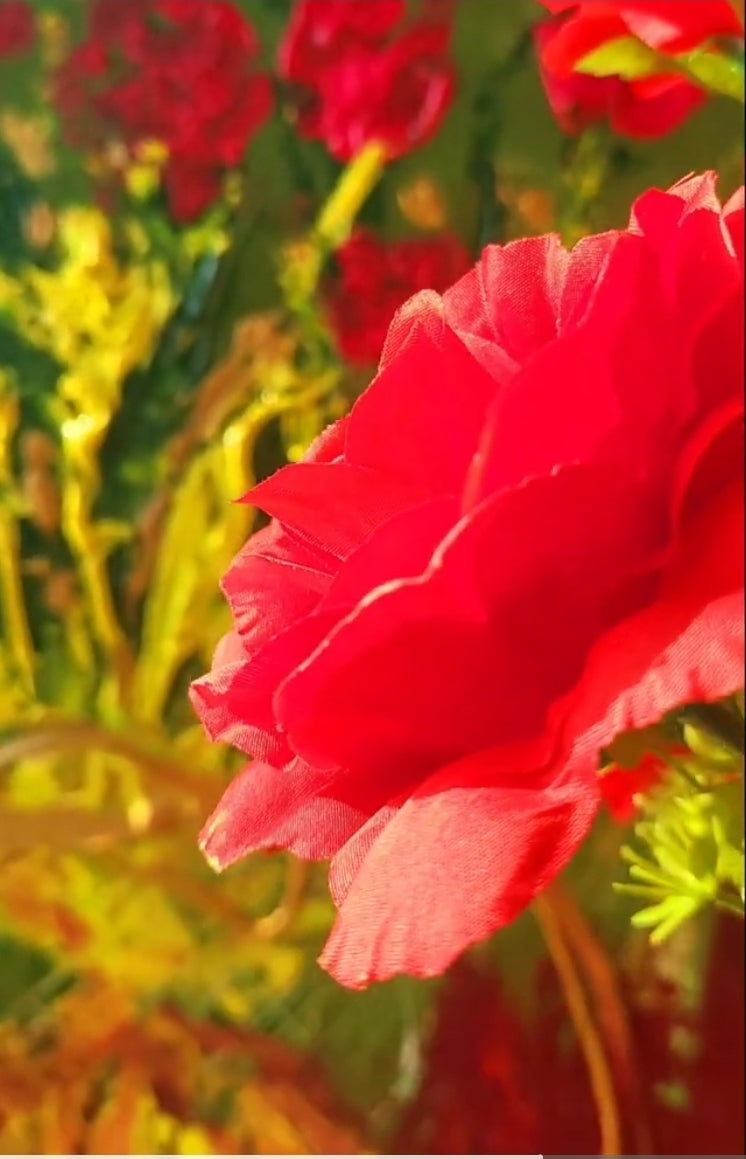 Golden rose Vase