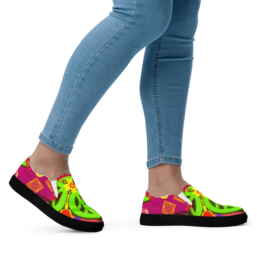 Women’s slip-on canvas shoes