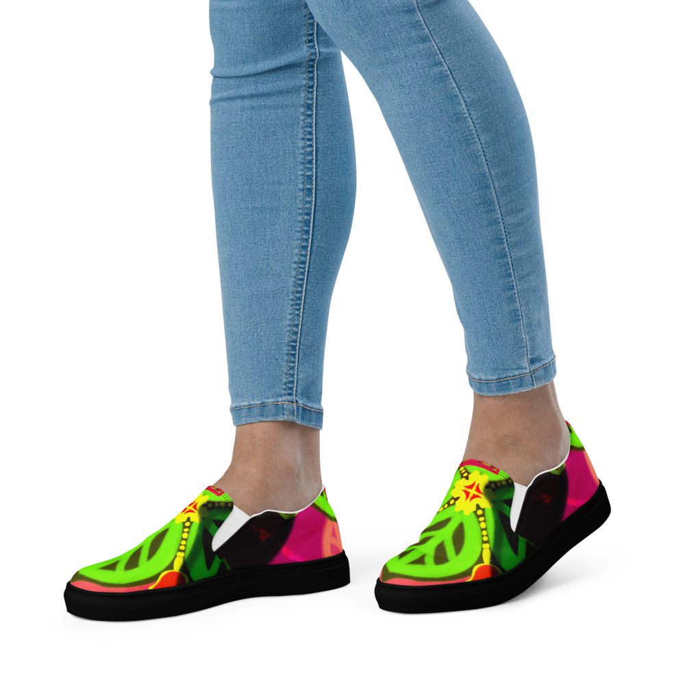 Women’s slip-on canvas shoes