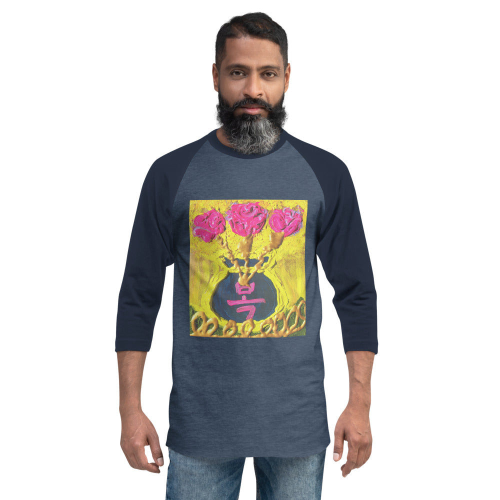 3/4 sleeve raglan shirt